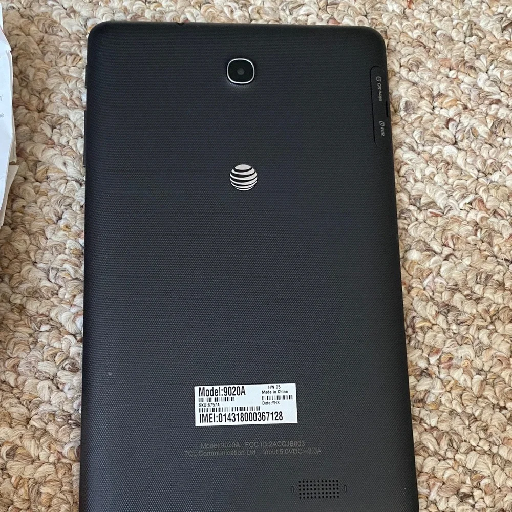 AT&T Trek HD 9020A Android Tablet - Picture 2 of 5